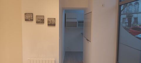   Rodez (Boulevard Laromiguière), Local commercial 34 m² environ, proche commerces et services 