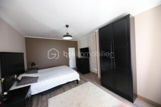  Propriété/château à vendre 7 pièces 260 m²