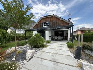  Villa à vendre 10 pièces 300 m²