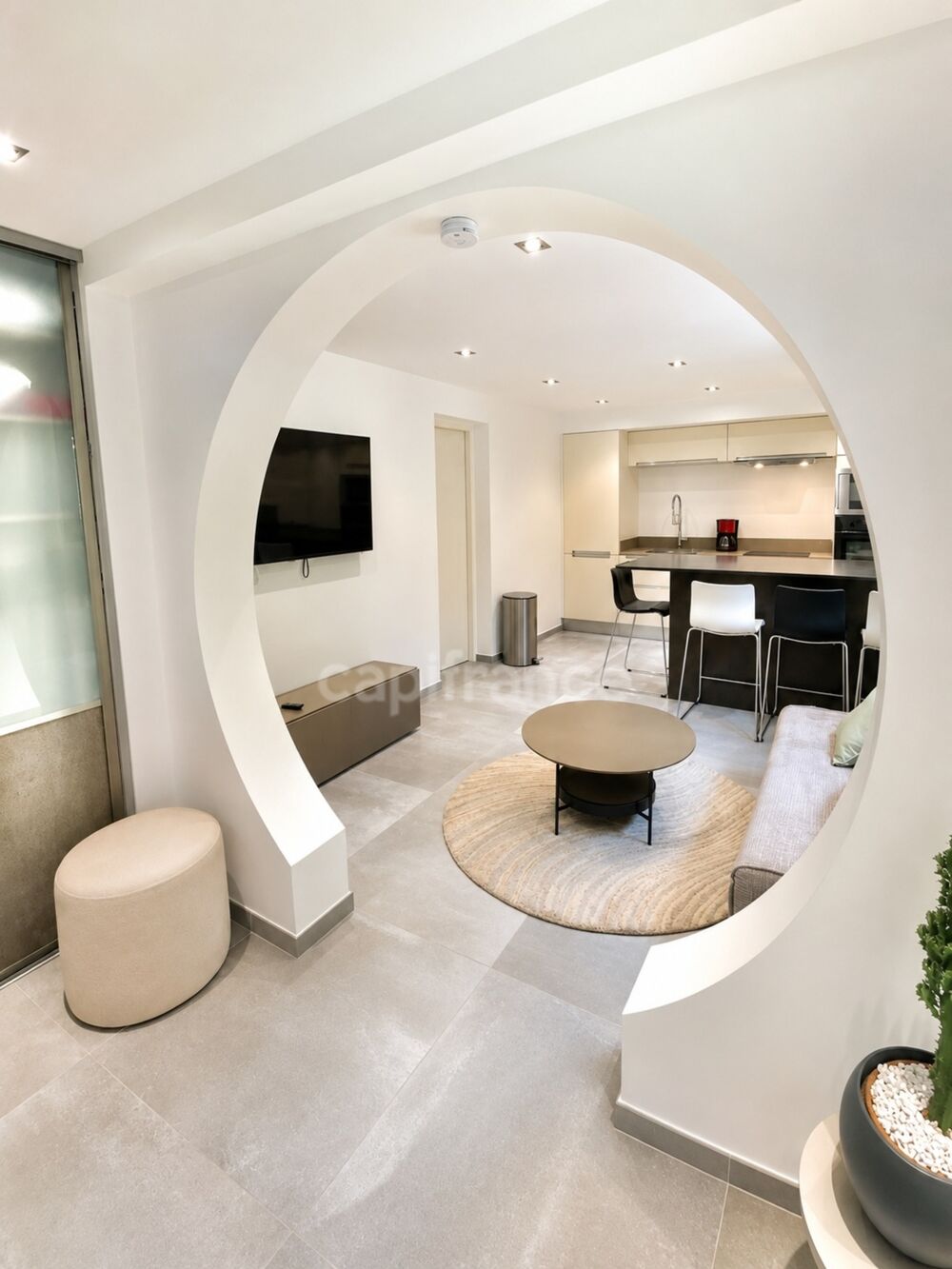 Maison à vendre 5 pièces FREJUS (83), piscine, jacuzzi, terrasses, jardin, garage