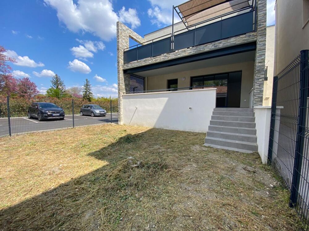 Location Appartement Appartement T3 avec terrasse et jardin Eyguieres