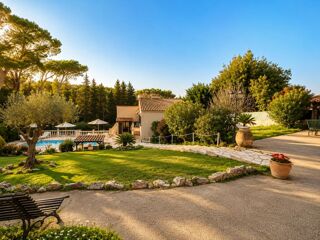  Villa à vendre 6 pièces 150 m²