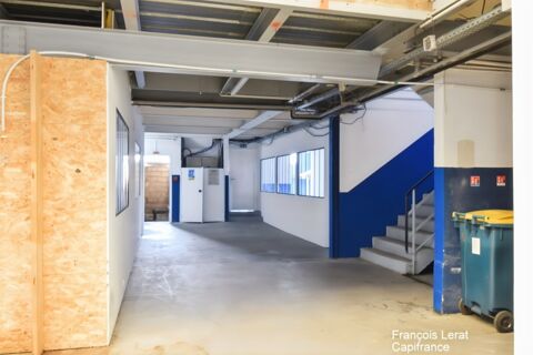   Local/bureau à louer COLOMBES (92)- Bâtiment industriel R+ 1 de 780 m2 et un terrain de 1 300 m2 - Loyer mensuel HT 10 000 € 