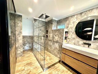  Appartement � vendre 5 pi�ces 180 m�