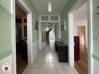  Maison  vendre 10 pices 222 m