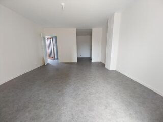  Appartement à louer 2 pièces 50 m²