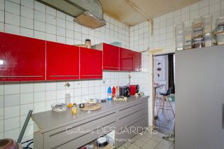  Immeuble à vendre 8 pièces 150 m²