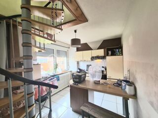 Immeuble à vendre 6 pièces 400 m²