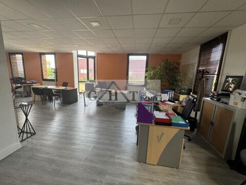   A Vendre Local d'activité 730m2 
