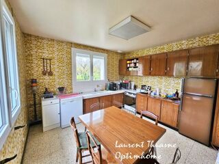  Maison  vendre 8 pices 230 m