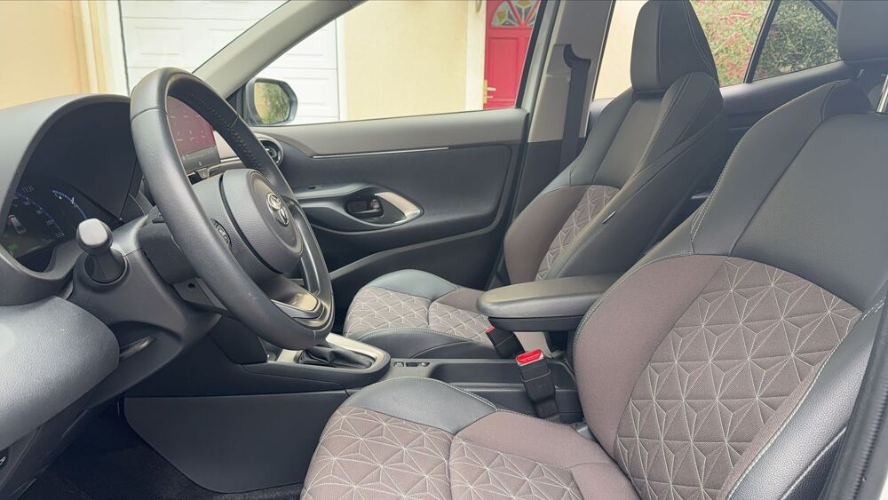 Yaris Cross IV 1.5 116 Hybrid E-CVT Collection - Entretien constructeur 2023 occasion 94500 Champigny Sur Marne