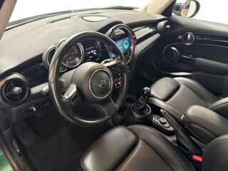 Cooper F55 LCI II Hatch 5 Portes 136 ch Edition Camden 2021 occasion 31100 Toulouse