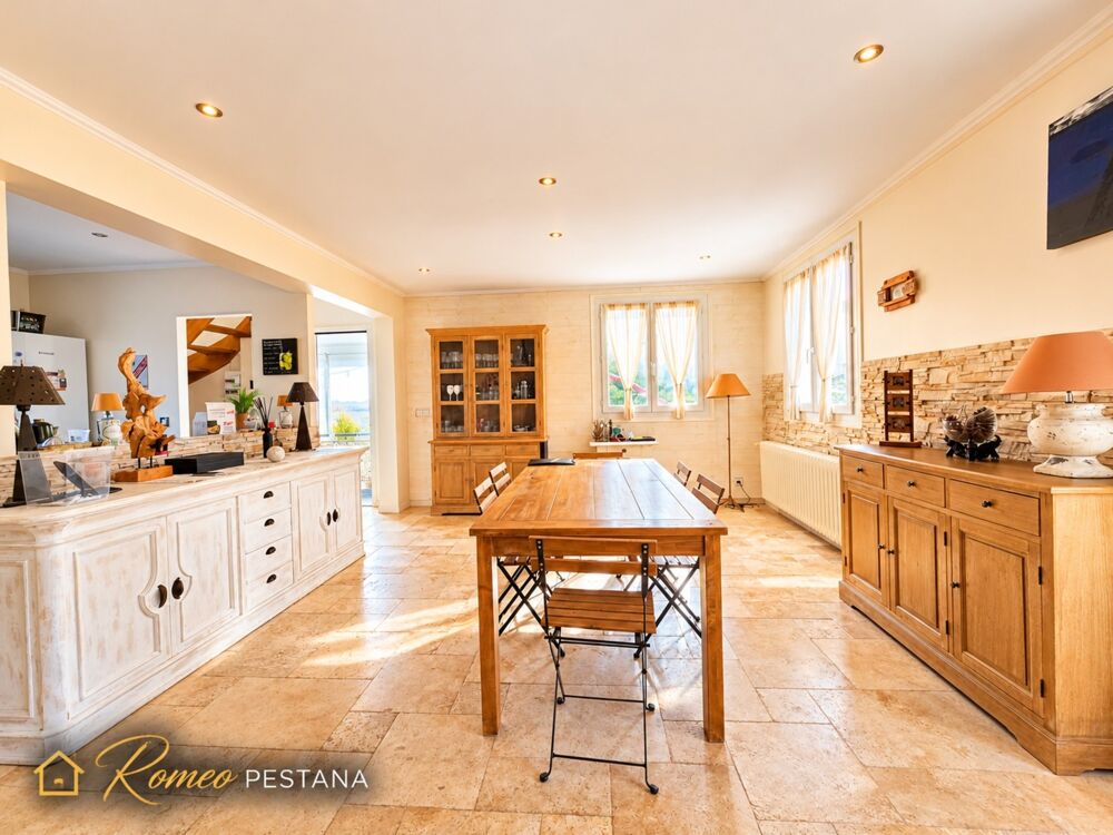 Vente Maison Maison 4 chambres avec jardin clos et double garage – Quartier des Sables Fontenay le fleury