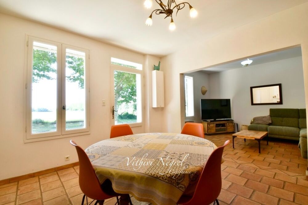 Vente Propriété/Château Propriété à vendre 8 pièces et annexe  MOURIES (13) Mouries