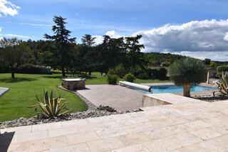  Maison  vendre 6 pices 185 m