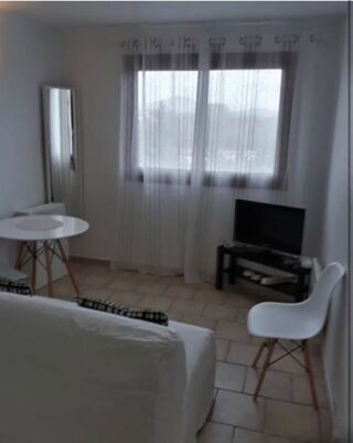  Appartement à louer 1 pièce 18 m²