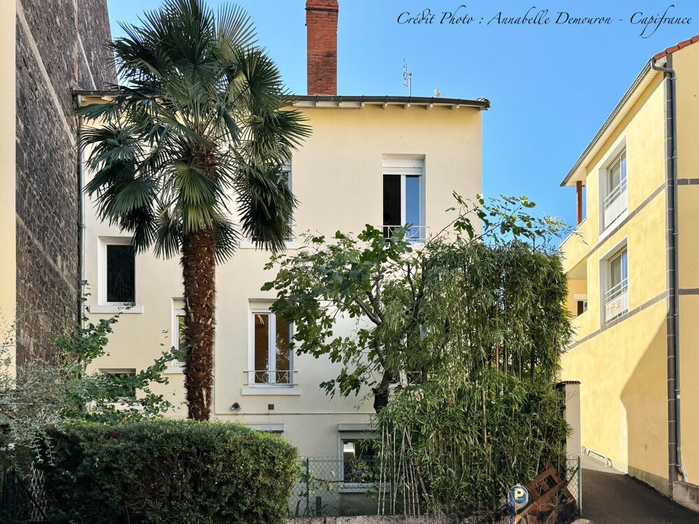 CHAMALIÈRES  MAISON DE FAMILLE EN PIERRE  215 M²  5 CHAMBRES  JARDINET  GARAGE
