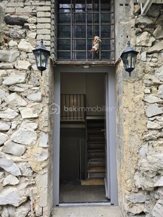  Immeuble � vendre 5 pi�ces 274 m�