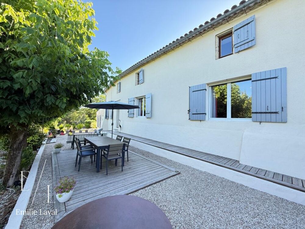 Maison en pierre 4 chambres avec dépendances et piscine à SAINT VINCENT DE PERTIGNAS (33)