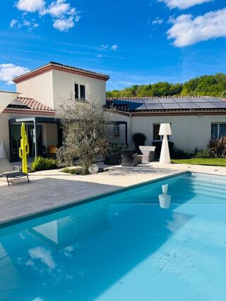  Villa à vendre 5 pièces 137 m²