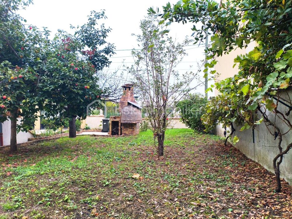 Noisy-le-Grand - Maison familiale 122m² - Jardin arboré, cheminée, 2 points d'eau