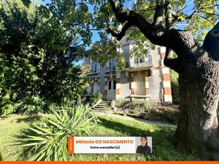  Proprit/chteau  vendre 9 pices 160 m