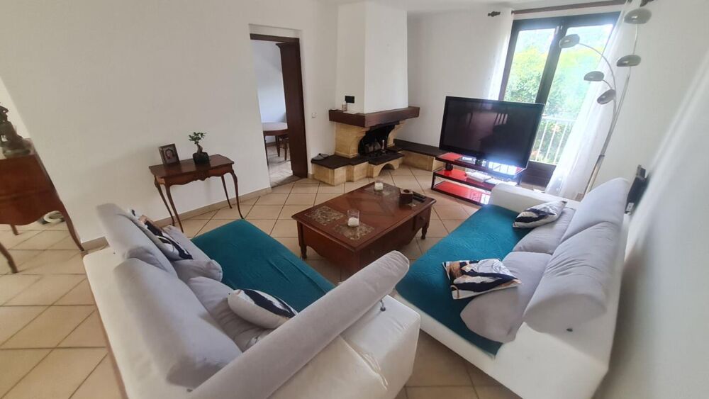 Maison 10 pièces 4 chambres 201.48 m2