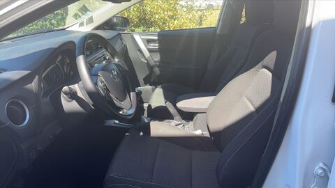 Auris 1.4 D-4D 90 Business 2015 occasion 35420 Louvigne Du Desert