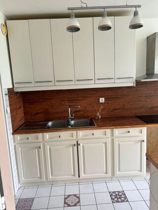  Appartement à louer 3 pièces 70 m²