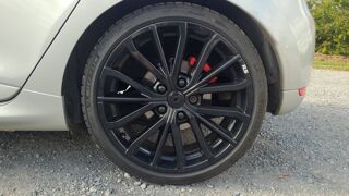 Clio RS 1.6 Turbo 220 EDC6 Trophy - Automatique Entretien constru 2018 occasion 02340 Montcornet