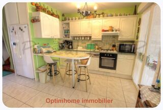  Villa  vendre 4 pices 83 m