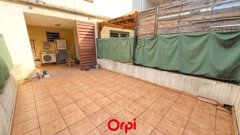 Appartement 1 pièce 23 m² · à Sainte Clotilde · 23 m² · 68 000 €
