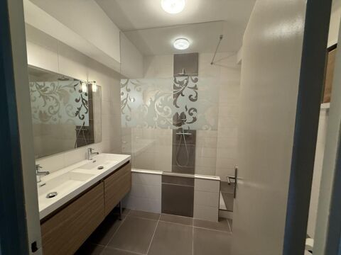  Appartement � louer 6 pi�ces 148 m�