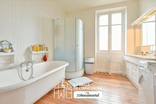  Maison à vendre 11 pièces 232 m²