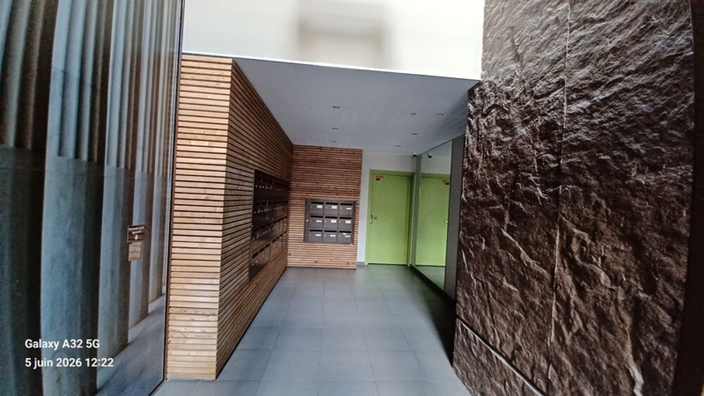 Vente Appartement QUARTIER PAS DE LOUP/OVALIE : SPACIEUX DEUX PIECES AVEC SA TERRASSE ET SON PARKING EN SOUS SOL POUR PRIMO-ACCEDANTS, INVESTISSEU Montpellier