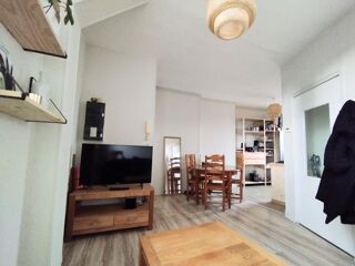  Appartement à louer 3 pièces 55 m²