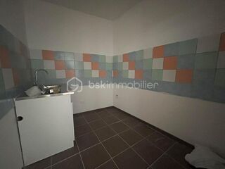  Immeuble � vendre 3 pi�ces 150 m�