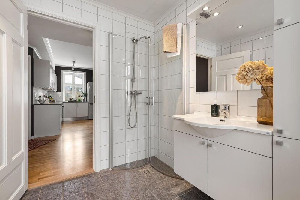 Vente Appartement Beau 2 pièces de 41 m² dans un environnement recherché- interlocuteur chinois Puteaux