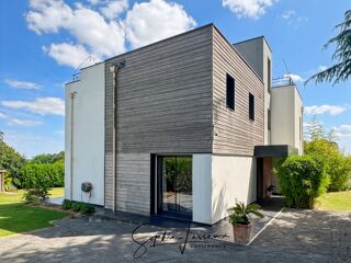  Maison � vendre 7 pi�ces 181 m�