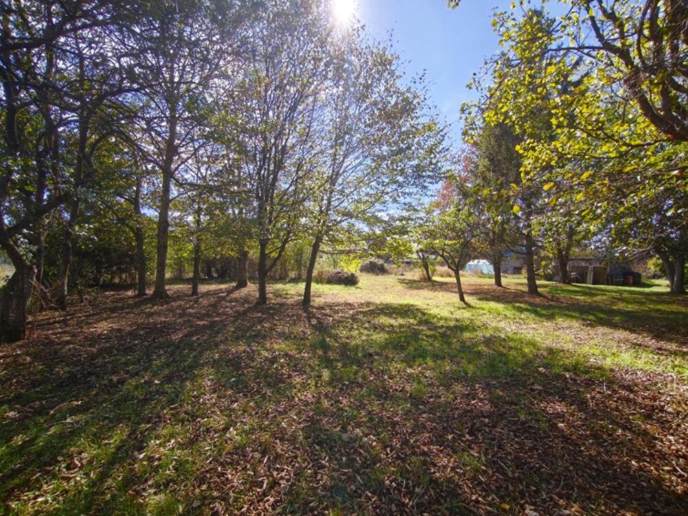 Vente Maison Maison de caractère, dépendances et 7 100 m² de terrain Gournay en bray