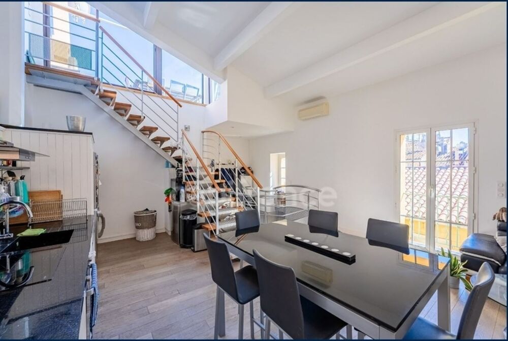 � vendre  Duplex/triplex Cassis (13260)