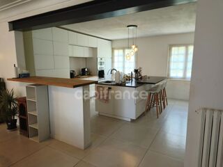  Maison à vendre 12 pièces 249 m²