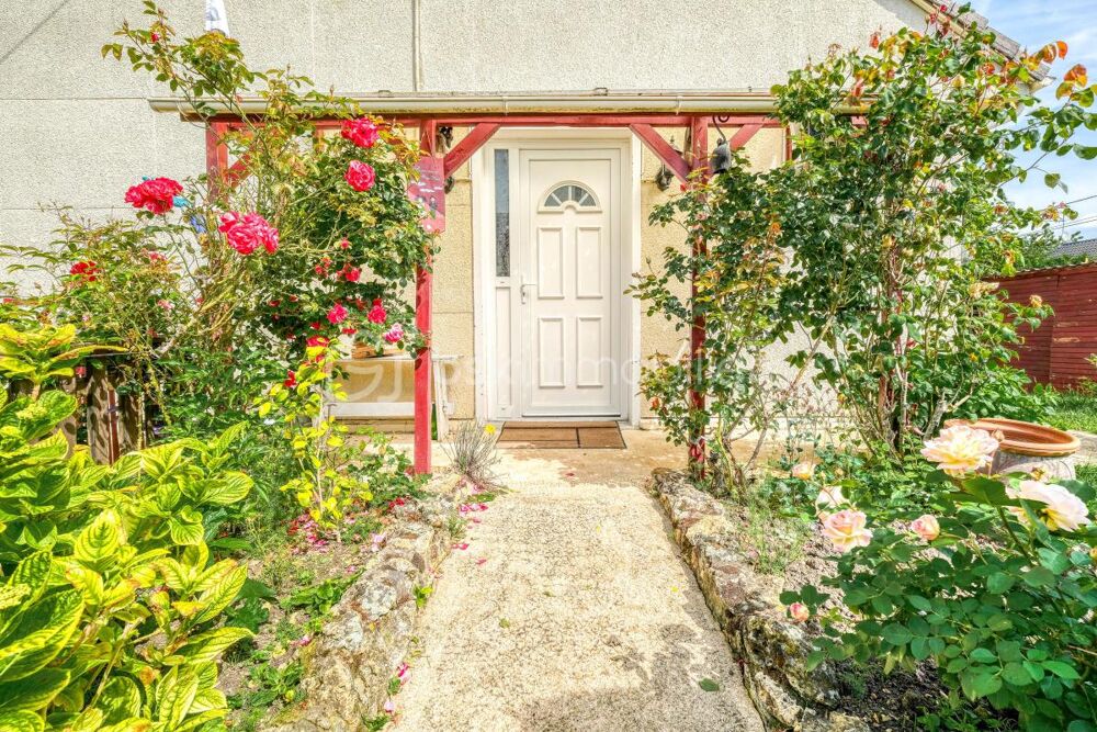 Maison familiale de type Phenix avec jardin