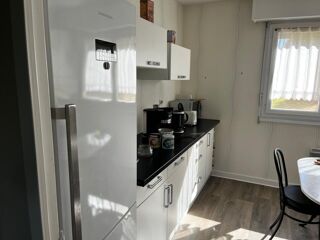  Appartement à louer 3 pièces 72 m²