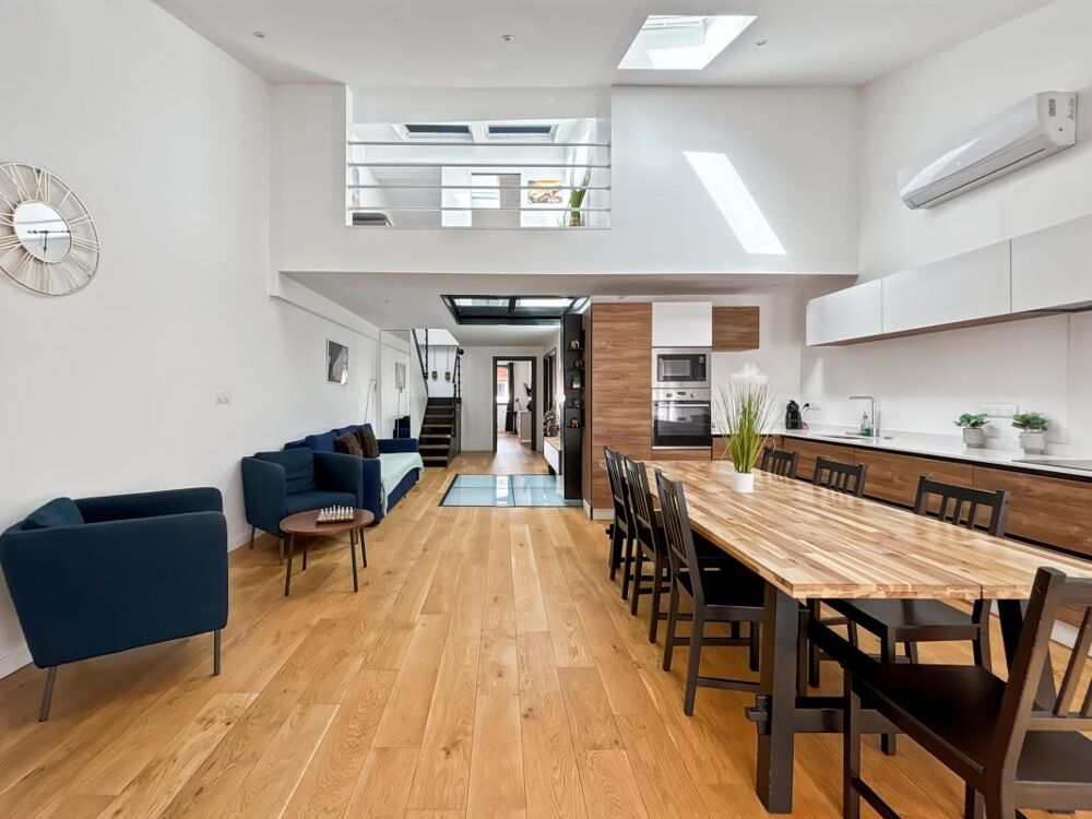 Appartement T4 110 m²  Dernier étage  Hyper centre Toulouse  Rénové