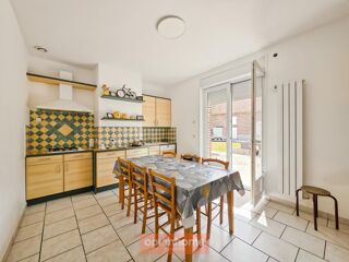  Maison à vendre 8 pièces 214 m²