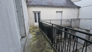  Maison  vendre 10 pices 84 m