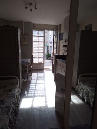  Appartement à louer 1 pièce 18 m²