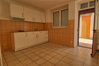  Immeuble à vendre 10 pièces 189 m²