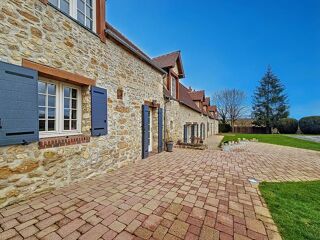  Maison � vendre 8 pi�ces 210 m�